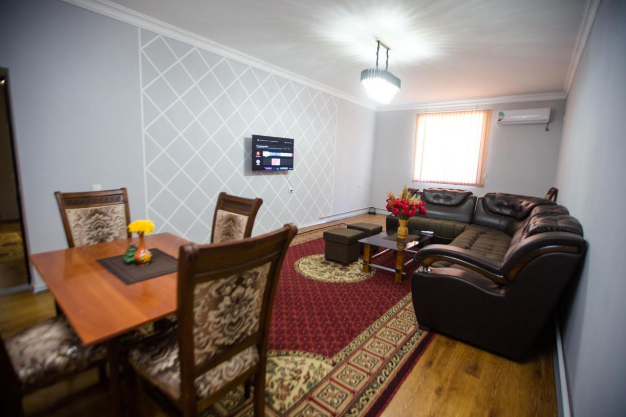The Traveler'S Apartment ซามาร์คันด์ ภายนอก รูปภาพ